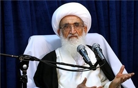 نیرو‌های انقلابی در انتخابات مجلس متحد شوند/ متحد نشوید؛ طرف مقابل قدرتمند می‌شود