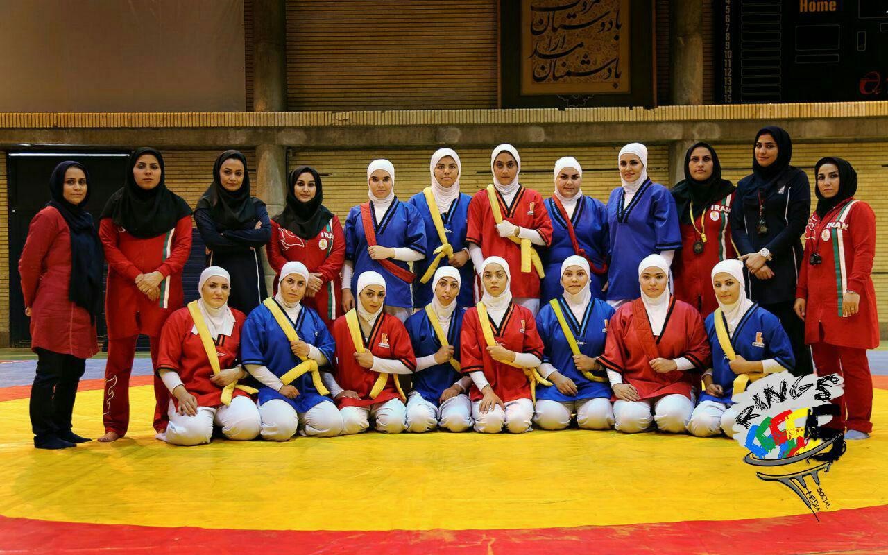 طلایی:منکر وجود تخلف در شهرداری نیستم/ دلار نخرید، ارزان میشود/تجاوز گروهی داعشی ها در ملاء عام به زنان ایزدی/ طلایی:منکر وجود تخلف در شهرداری نیستم/ دلار نخرید، ارزان میشود/تجاوز گروهی داعشی ها در ملاء عام به زنان ایزدی/