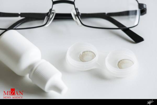 آیا لنز به قرنیه چشم شما آسیب می‌رساند؟
