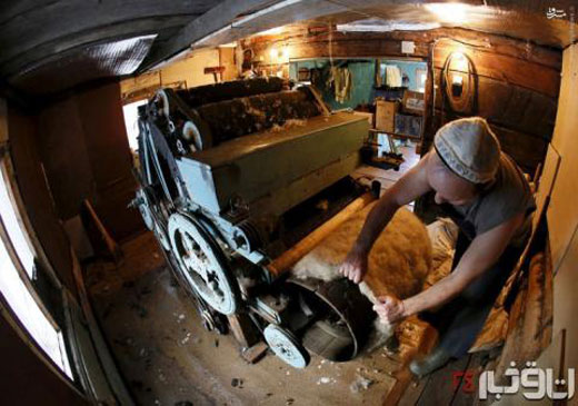 روسها چطور پاپوش نمدی درست میکنند؟ + تصاویر روسها چطور پاپوش نمدی درست میکنند؟ + تصاویر