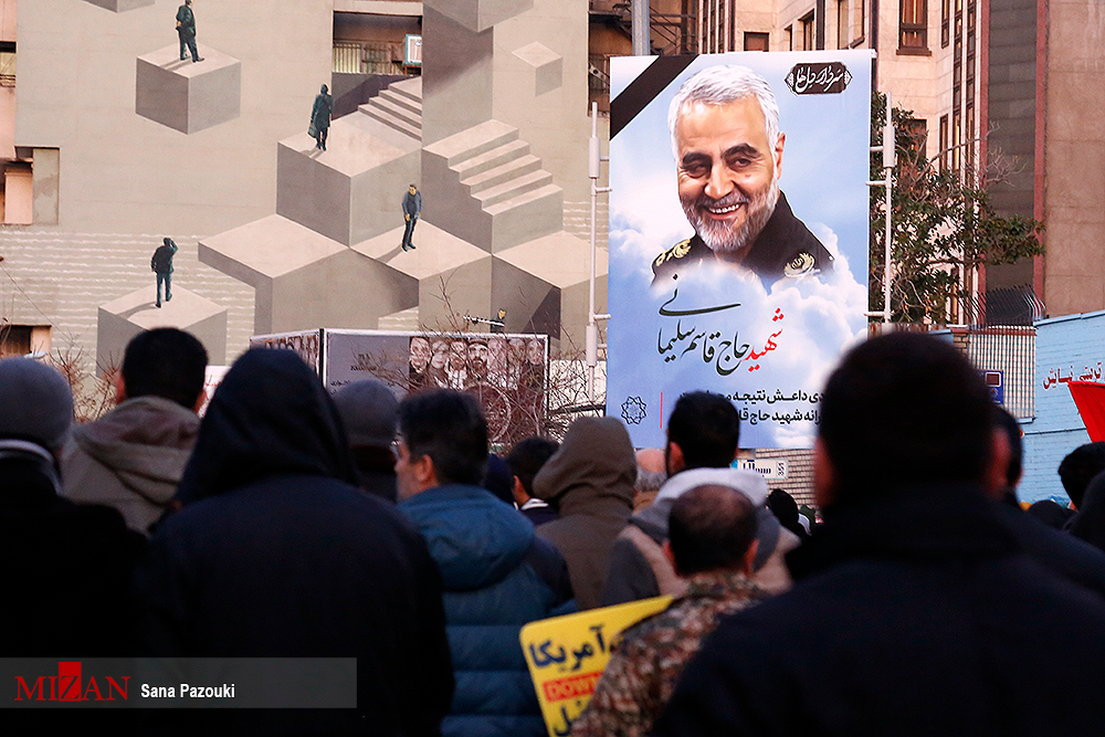 حضورحداقل ۷ میلیونی مردم قدرشناس تهران در مراسم وداع و مشایعت با سردار دلها حضورحداقل ۷ میلیونی مردم قدرشناس تهران در مراسم وداع و مشایعت با سردار دلها