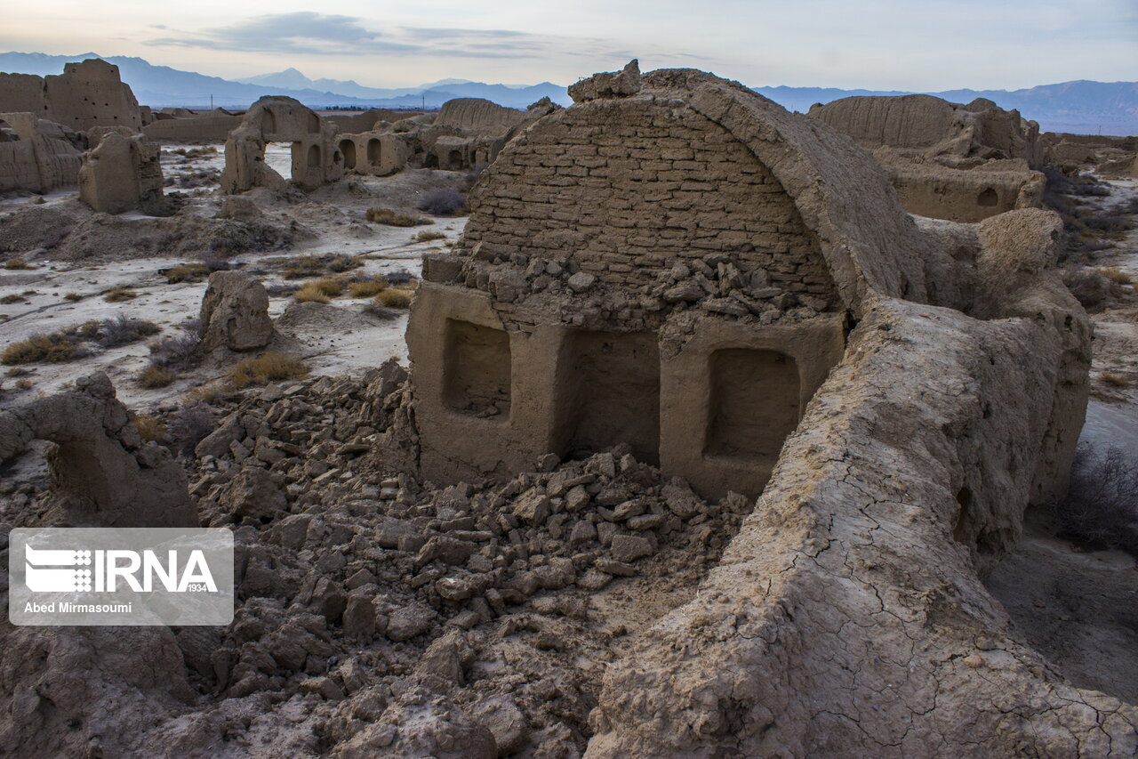 تصاویری از روستای متروکه شامان دامغان تصاویری از روستای متروکه شامان دامغان