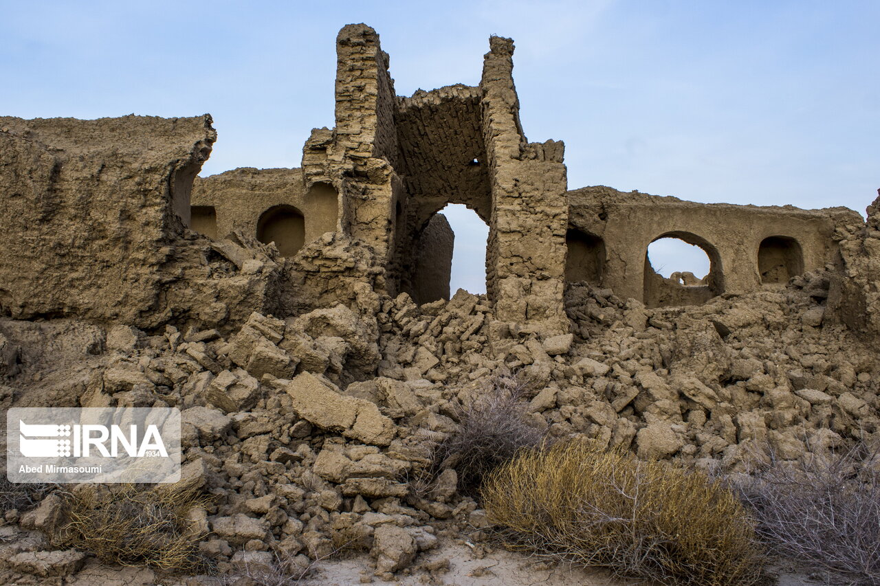 تصاویری از روستای متروکه شامان دامغان تصاویری از روستای متروکه شامان دامغان