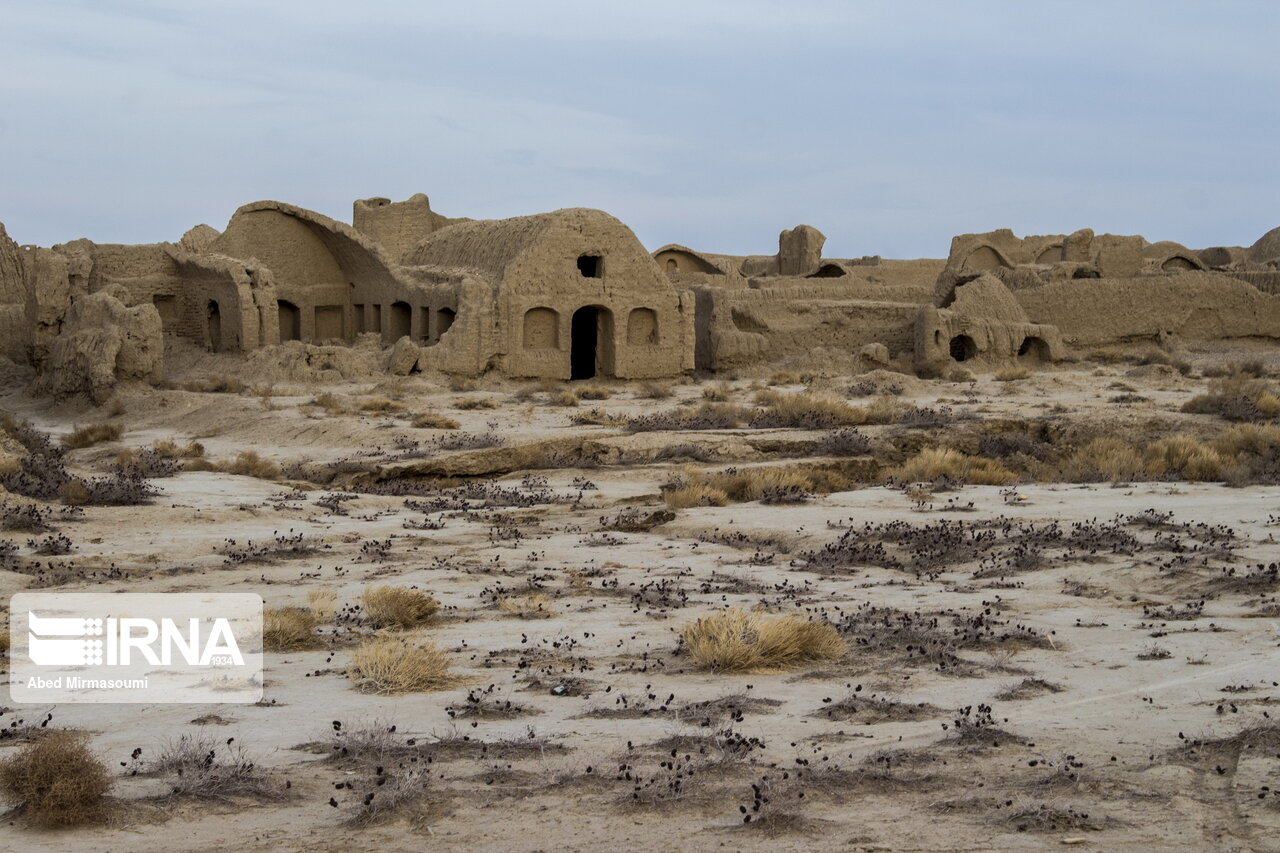 تصاویری از روستای متروکه شامان دامغان تصاویری از روستای متروکه شامان دامغان