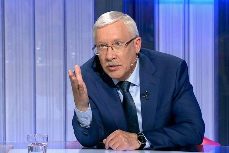 سناتور روس: محاسبه ترامپ درباره ایران غلط بود