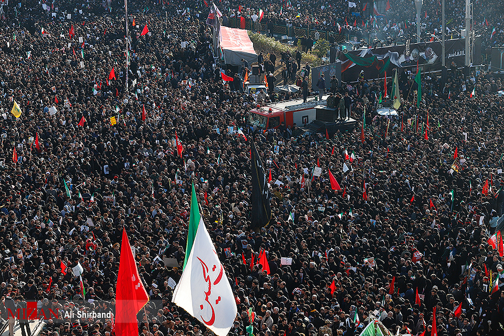 راهبرد جدید دشمنان در چارچوب جنگ هیبریدی؛ «تولید نارضایتی اجتماعی» با میدانداری ارتش پرتوقع سلبریتی‌ها!