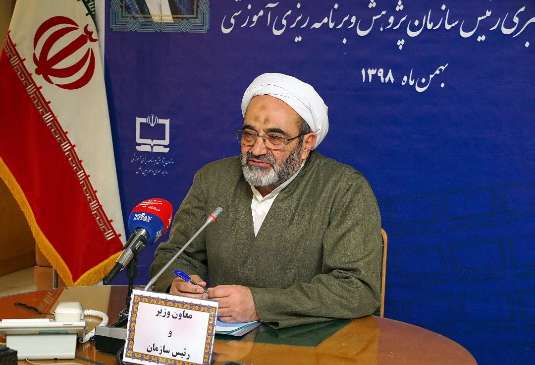 انتقادات به نظام دوری سه ساله اول ابتدایی/نمی توان در تربیت نسخه واحد پیچید
