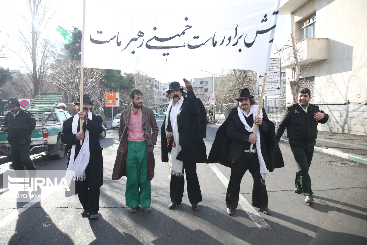۲ تصویر متفاوت از راهپیمایی ۲۲ بهمن ۹۸ ۲ تصویر متفاوت از راهپیمایی ۲۲ بهمن ۹۸
