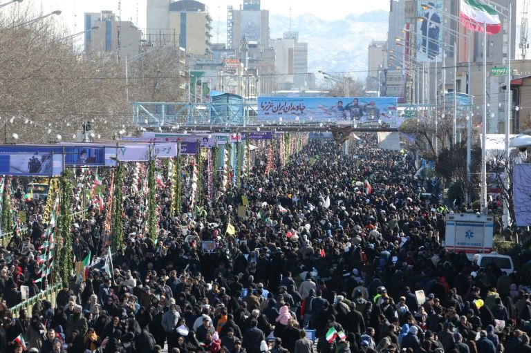 تصاویر خبرگزاری فرانسه از راهپیمایی ۲۲ بهمن تصاویر خبرگزاری فرانسه از راهپیمایی ۲۲ بهمن