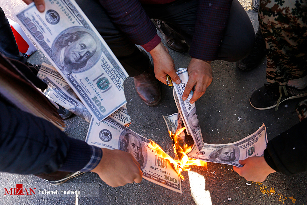 راهپیمایانِ سلیمانینشان «ضربه کوبنده» را وارد کردند راهپیمایانِ سلیمانینشان «ضربه کوبنده» را وارد کردند