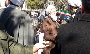 مردم با حضور در راهپیمایی برای چهل و یکمین بار در یک همه پرسی عظیم و سالانه شرکت کردند 