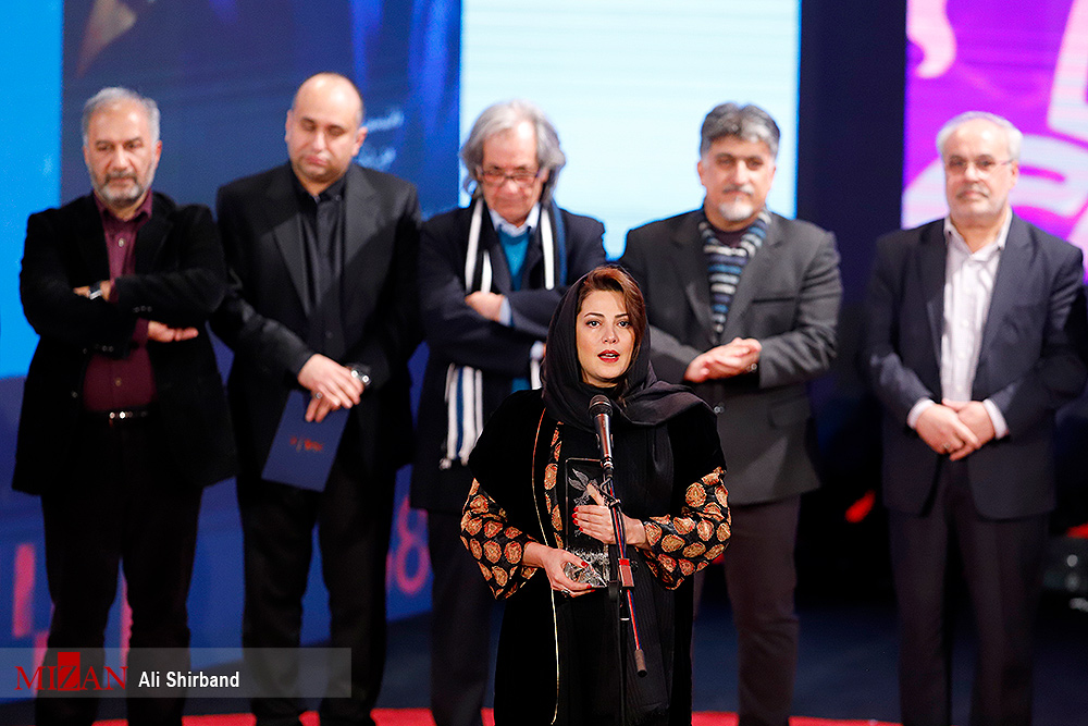 برندگان سیمرغ بلورین نقش اول و مکمل زن سی هشتمین جشنواره فیلم فجر+تصاویر برندگان سیمرغ بلورین نقش اول و مکمل زن سی هشتمین جشنواره فیلم فجر+تصاویر