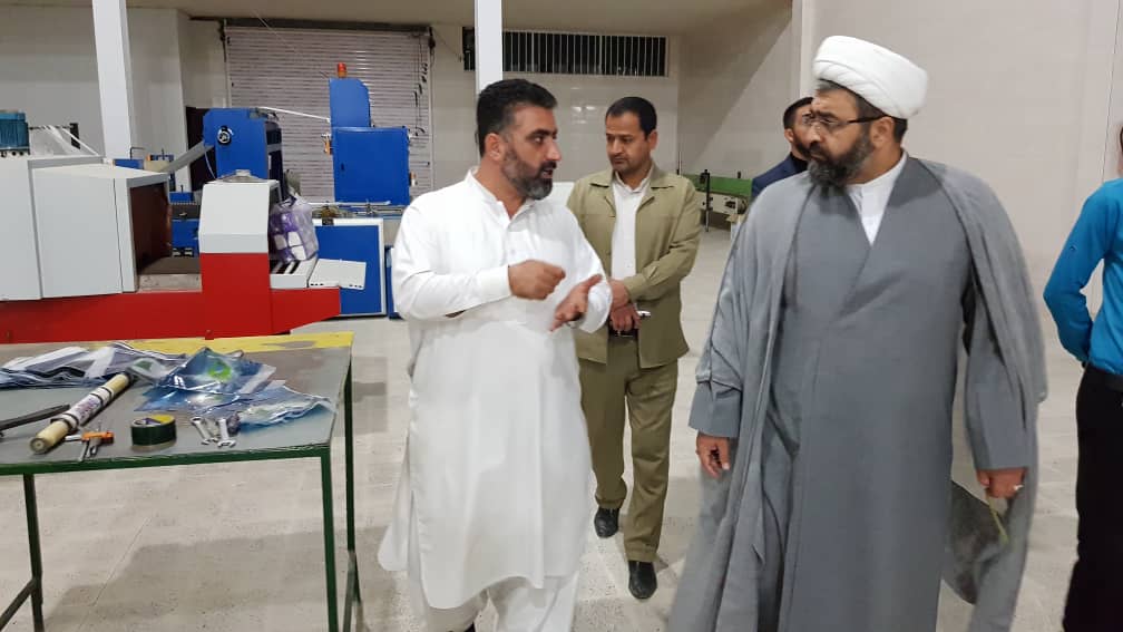 بازدید مدعی العموم از کارخانه تولید قهوه، نسکافه ودستمال کاغذی شهرستان چابهار