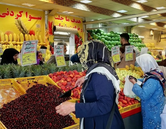 ۶۰ درصد مراجعه‌کنندگان به میادین میوه و تره بار را بانوان تشکیل می‌دهند