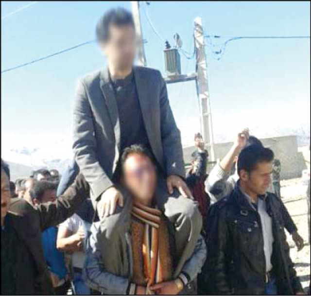 از رفع غریزه جنسی جوانان تا هم‌اندیشی به صرف سوپ؛ حواشی داغ‌تر از متن ماراتن تبلیغاتی نامزدهای مجلس