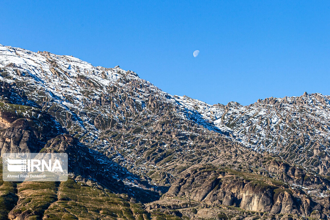 تصاویری زیبا از مخمل کوه لرستان تصاویری زیبا از مخمل کوه لرستان