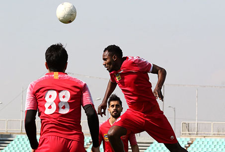 تمرین پرسپولیسیها در ورزشگاه ضدعفونی شده