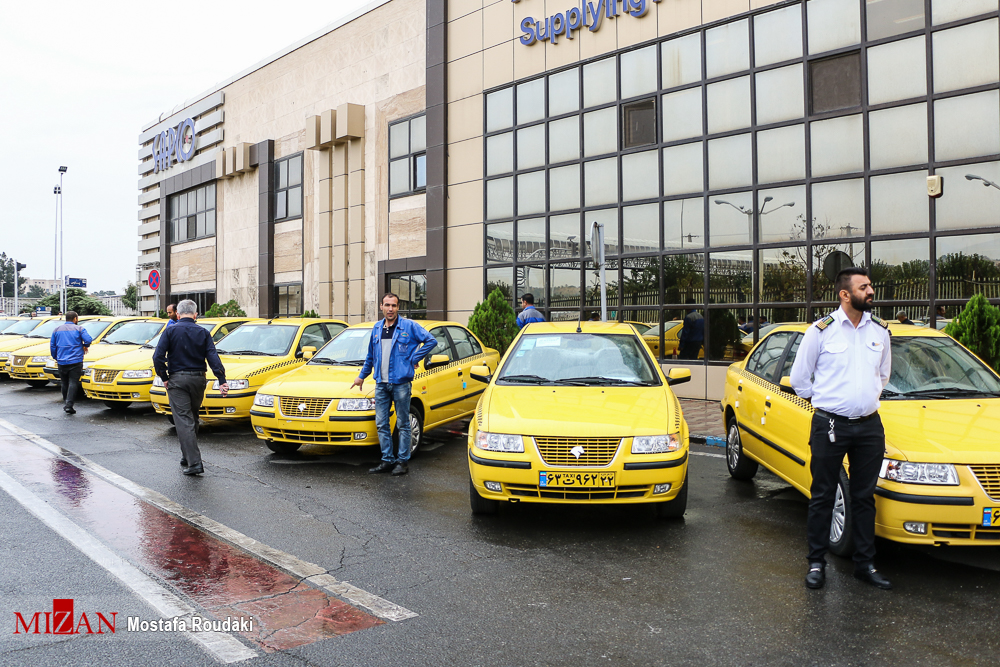 رانندگان تاکسی بدون دستکش و ماسک