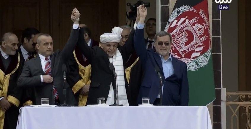 دو تحلیف همزمان در افغانستان؛ اصابت راکت به ارگ ریاست جمهوری افغانستان دو تحلیف همزمان در افغانستان؛ اصابت راکت به ارگ ریاست جمهوری افغانستان