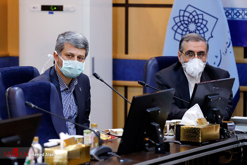 ‌اختیاراتی که شورای عالی امنیت ملی با تنفیذ رهبر انقلاب برای مدیریت و کنترل بیماری کرونا به مسئولان اجرایی داده اتمام حجت است/ اختیارات لازم داده شده، همه دستگاه‌ها به کمک دستگاه بهداشت و درمان کشور بشتابند