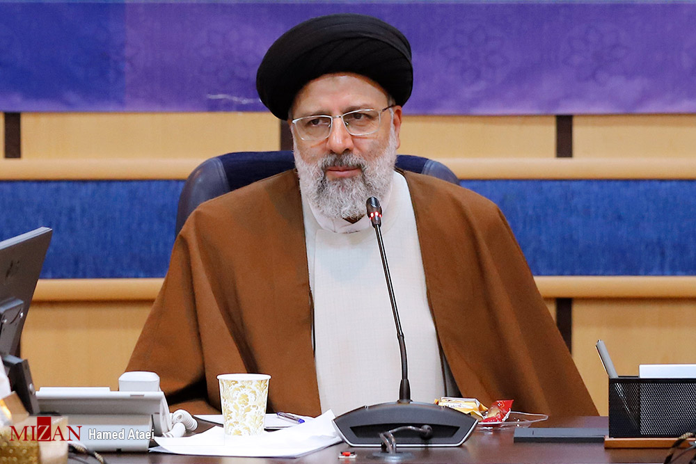 اختیاراتی که شورای عالی امنیت ملی با تنفیذ رهبر انقلاب برای مدیریت و کنترل بیماری کرونا به مسئولان اجرایی داده اتمام حجت است/ اختیارات لازم داده شده، همه دستگاهها به کمک دستگاه بهداشت و درمان کشور بشتابند اختیاراتی که شورای عالی امنیت ملی با تنفیذ رهبر انقلاب برای مدیریت و کنترل بیماری کرونا به مسئولان اجرایی داده اتمام حجت است/ اختیارات لازم داده شده، همه دستگاهها به کمک دستگاه بهداشت و درمان کشور بشتابند
