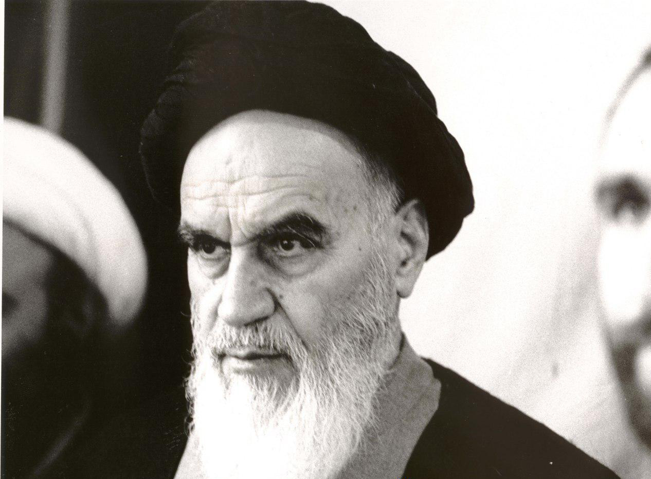 یک کلمه اختلافآمیز از گناهان بزرگی است که مشکل است خدای تبارک تعالی بیامرزد یک کلمه اختلافآمیز از گناهان بزرگی است که مشکل است خدای تبارک تعالی بیامرزد