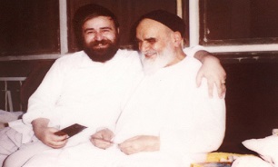 25 اسفند؛ سالروز ارتحال حجت‌الاسلام سید احمد خمینی