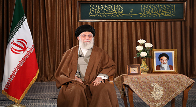رهبر انقلاب اسلامی: مسئولان آمریکا شارلاتان هستند رهبر انقلاب اسلامی: مسئولان آمریکا شارلاتان هستند