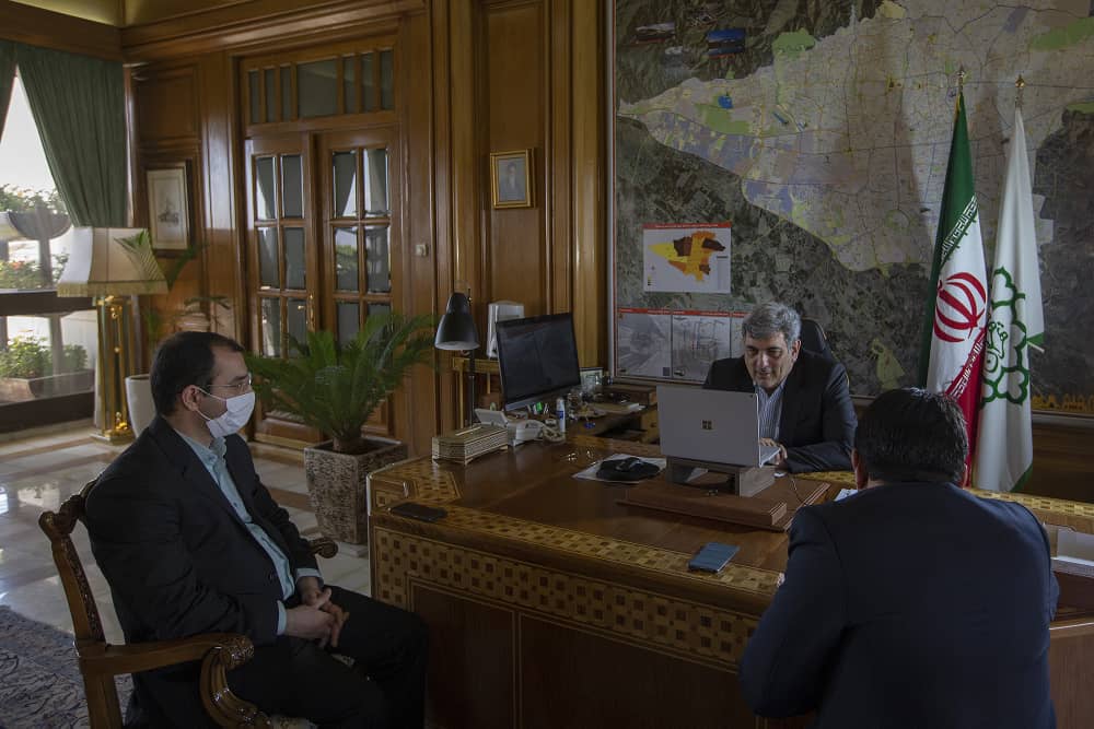 شهرداران تهران و رم تجربیات خود درباره کرونا را در یک ملاقات مجازی به اشتراک گذاشتند شهرداران تهران و رم تجربیات خود درباره کرونا را در یک ملاقات مجازی به اشتراک گذاشتند