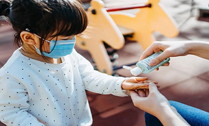 ویروس کرونا در کودکان چگونه عمل می‌کند؟