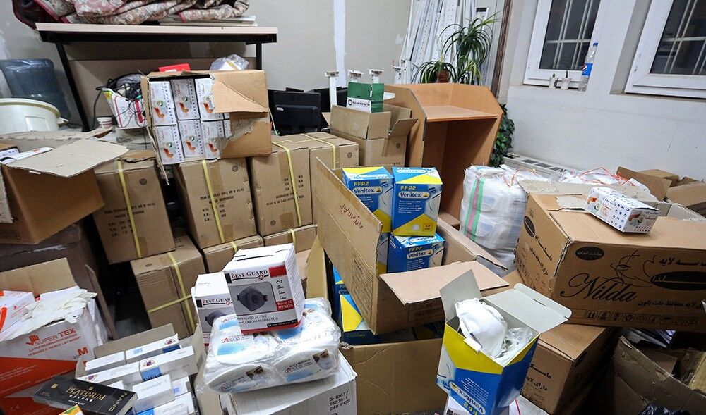 کشف بیش از ۲۲ میلیون ماسک و دستکش