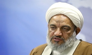 آقا تهرانی: انسان مأیوس و ناامید بازنده است/بی توجهی به جان انسان‌ها در غرب