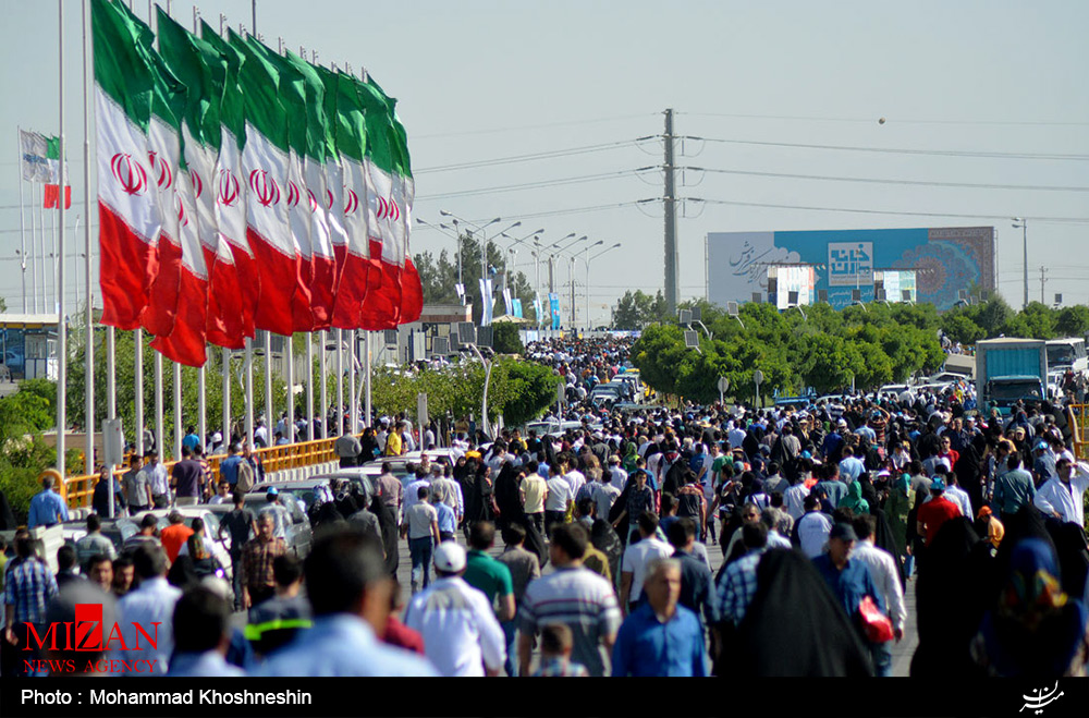 علت تاکیدات رهبر انقلاب بر مقولههای اقتصادی در نامگذاریهای سالانه/ «پنجره جمعیتی» و فرصت طلایی ۲۰ ساله ایران علت تاکیدات رهبر انقلاب بر مقولههای اقتصادی در نامگذاریهای سالانه/ «پنجره جمعیتی» و فرصت طلایی ۲۰ ساله ایران