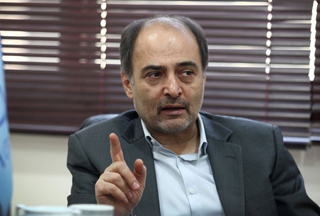 اسلامیان: کارهای اساسنامه توسط یک کمیته در حال انجام است و باید در هیئت رییسه تصویب شود
