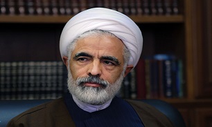 مسئولین نباید در شرایط مقابله با بحران کرونا به فکر افزایش دریافتی از مردم باشند