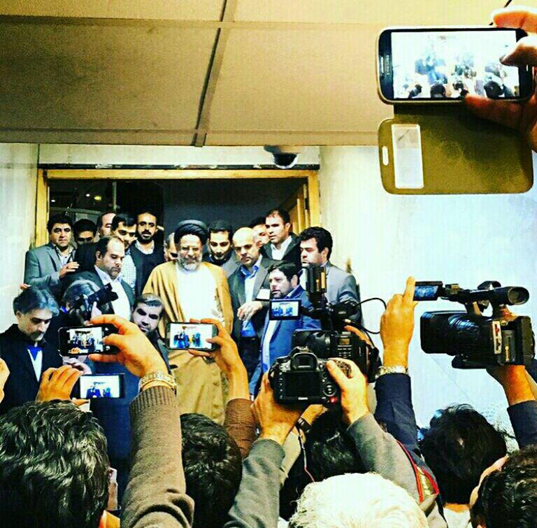 وزیر اطلاعات برای حضور در پنجمین دوره مجلس خبرگان رهبری ثبت نام کرد