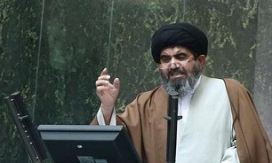 خطر موسسات مالی ورشکسته در انتظار «بورس» / وزیر اقتصاد نظارت کند