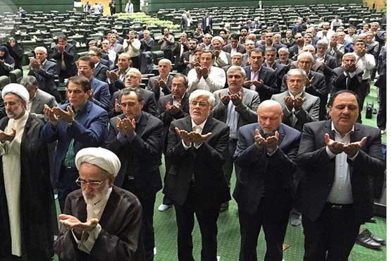 در ۱۲ رمضان سه سال پیش چه گذشت؟ / اگر حاج قاسم و یارانش داعش را زمینگیر نمیکردند... در ۱۲ رمضان سه سال پیش چه گذشت؟ / اگر حاج قاسم و یارانش داعش را زمینگیر نمیکردند...