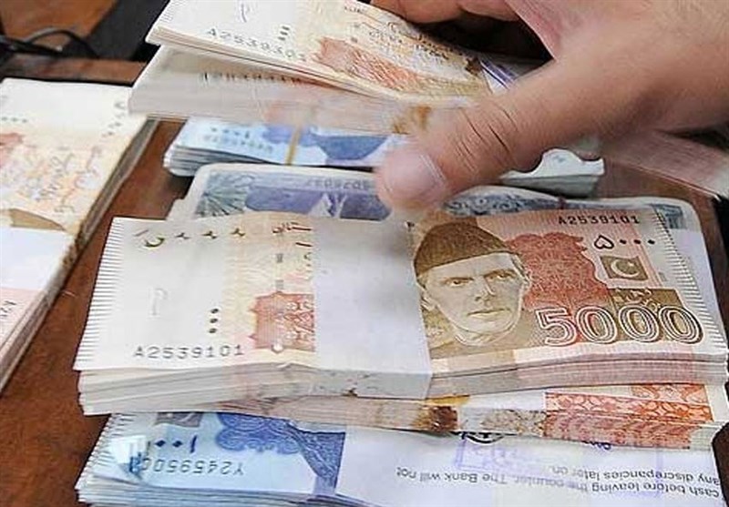 اصرار صندوق بینالمللی پول بر افزایش مالیاتها در پاکستان