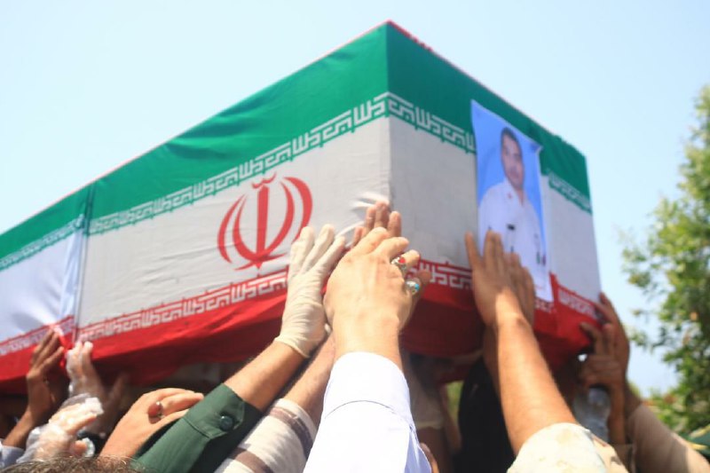 تشییع پیکر مطهر شهدای دریادل حادثه ناوچه کنارک + تصاویر تشییع پیکر مطهر شهدای دریادل حادثه ناوچه کنارک + تصاویر