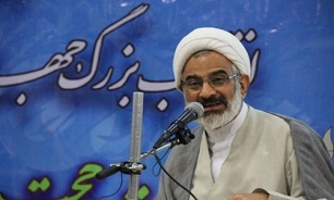 نماینده ولی فقیه در سپاه: کرونا بلایی که مردم ما آن را به فرصتی طلایی تبدیل کردند