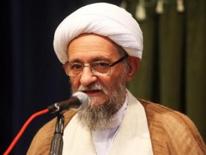 آيت الله عالمى داوطلب حضور در انتخابات مجلس خبرگان شد
