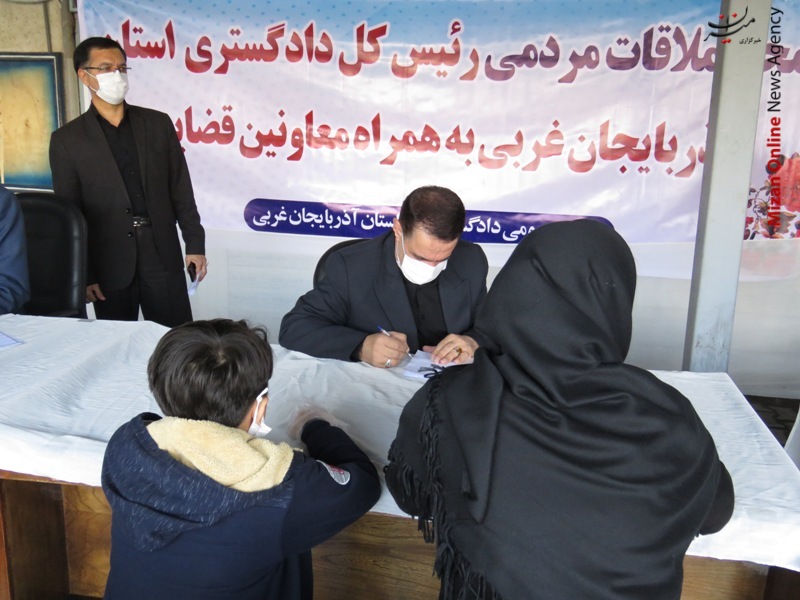 بررسی ۱۲۰ درخواست قضایی در ملاقات مردمی رییس کل دادگستری خراسان شمالی