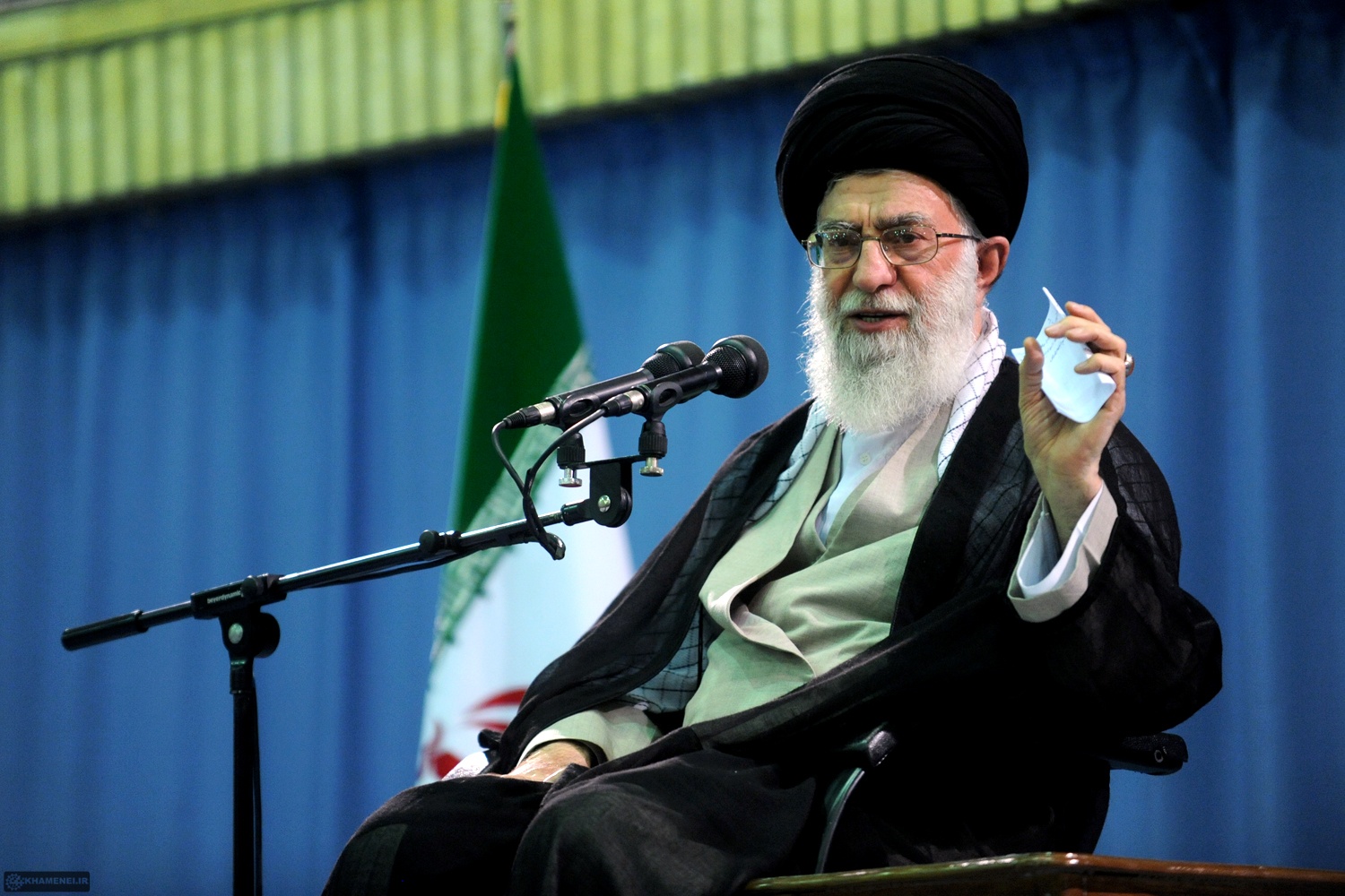 انقلاب اسلامی و ملت ایران علی‌رغم میل قدرت‌های جهان‌خوار، برای ملت‌ها الگو شده‌اند