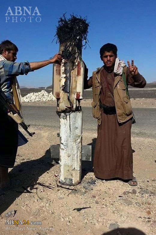 آثار باقی مانده از موشک بالستیک + عکس آثار باقی مانده از موشک بالستیک + عکس