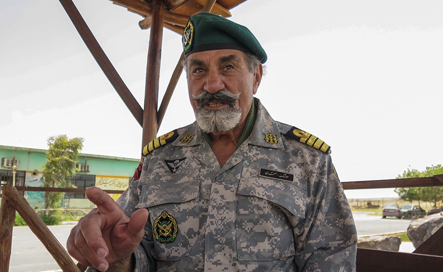 آموزش ۲۰۰ نفر از جوانان بومی خرمشهر توسط تکاوران/ گردان تکاوران دریایی حقیقتا یک گردان تک بود/ سیاسیون در ابتدای انقلاب، ارتش را به یک ارتش نحیف و نیمقد تبدیل کردند آموزش ۲۰۰ نفر از جوانان بومی خرمشهر توسط تکاوران/ گردان تکاوران دریایی حقیقتا یک گردان تک بود/ سیاسیون در ابتدای انقلاب، ارتش را به یک ارتش نحیف و نیمقد تبدیل کردند