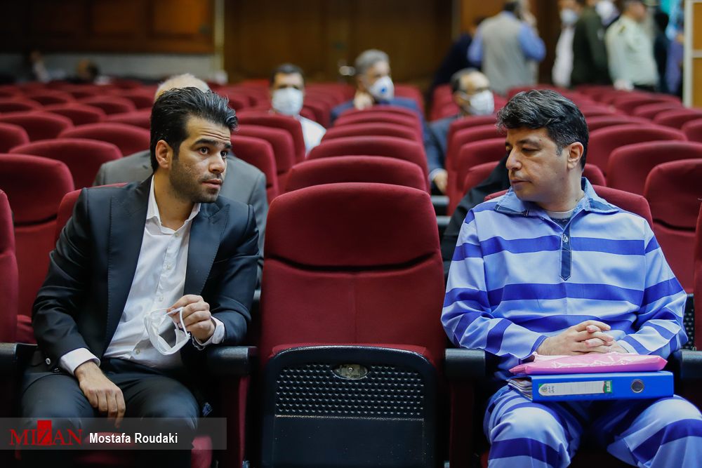 جلسه رسیدگی به اتهامات ۲۱ متهم کلان ارزی برگزار شد