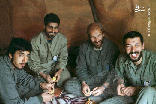 عکسی منتشر نشده از سردار سلیمانی
