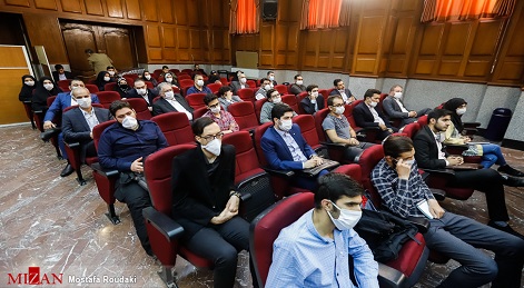 دفاعیات متهمان کحال زاده و جلالیان/ وکیل متهم کحال زاده: موکل من جعلی انجام نداده و نهایتا استفاده غیرمجاز از مهر‌ها داشته است/ قاضی:استفاده غیر مجاز از مهر‌ها نیز بنا بر قانون جعل است/ تاکنون سندی برای ورود کالا و میزان ارز دریافتی به دادگاه ارائه نکرده‌اید