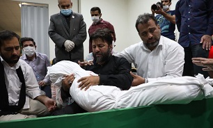 مراسم وداع با پیکر مطهر شهید مدافع حرم «جواد الله‌کرمی» برگزار شد